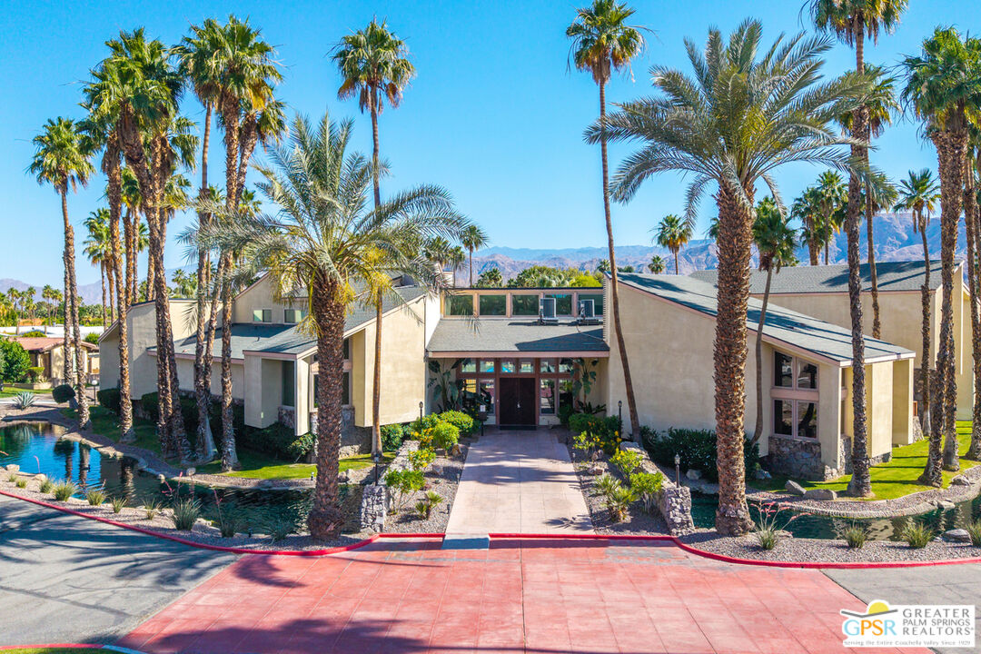 10 International Boulevard Rancho Mirage, CA 92270 - Photo 29 of 36 a view of multiple houses with a patio