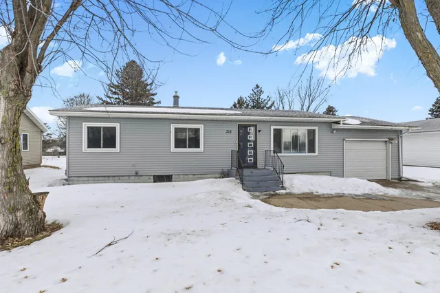 $160,000 | 315 7th Street Northeast, Long Prairie, MN 56347