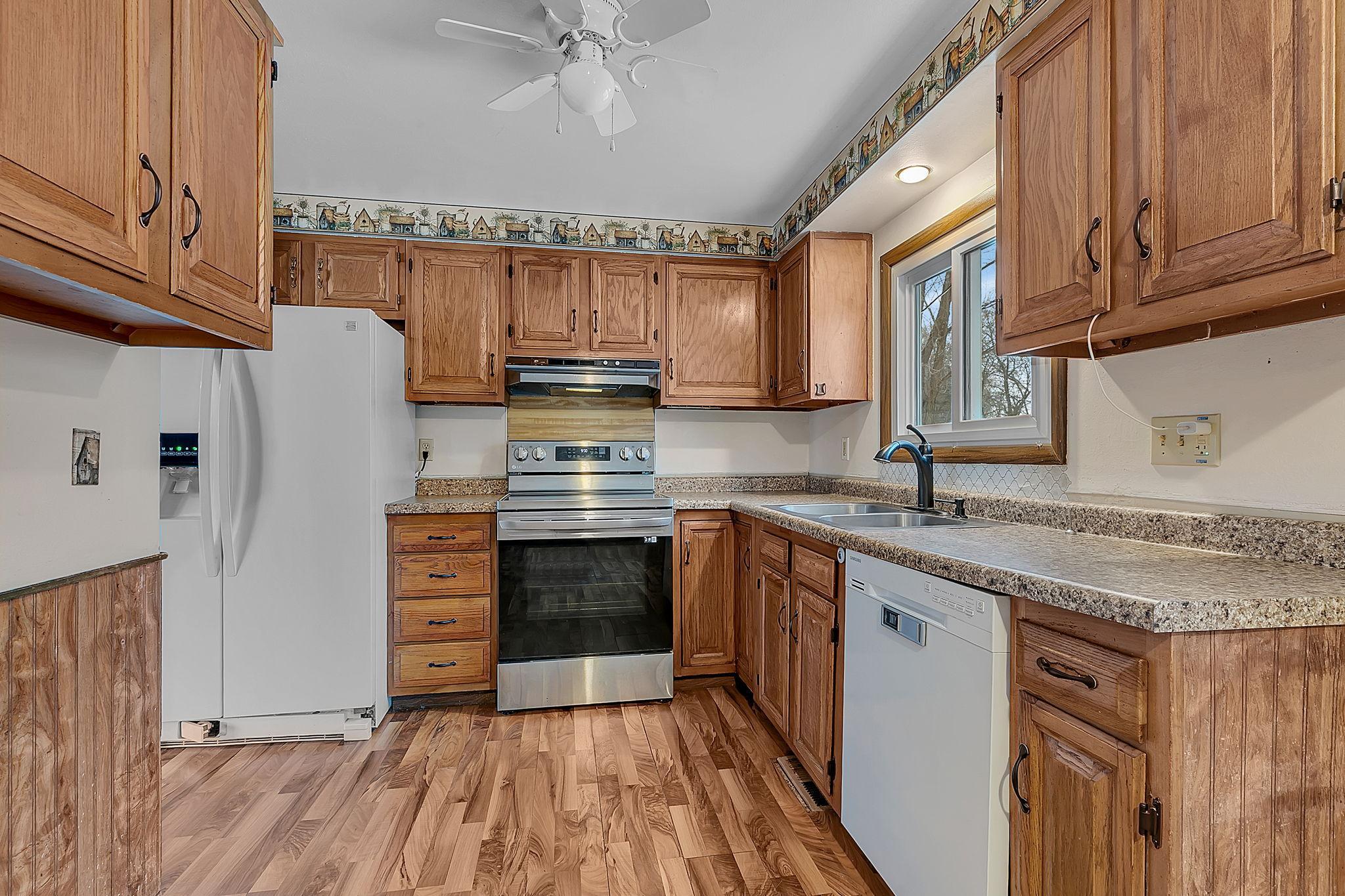 315 7th Street Northeast Long Prairie, MN 56347 - Photo 3 of 17