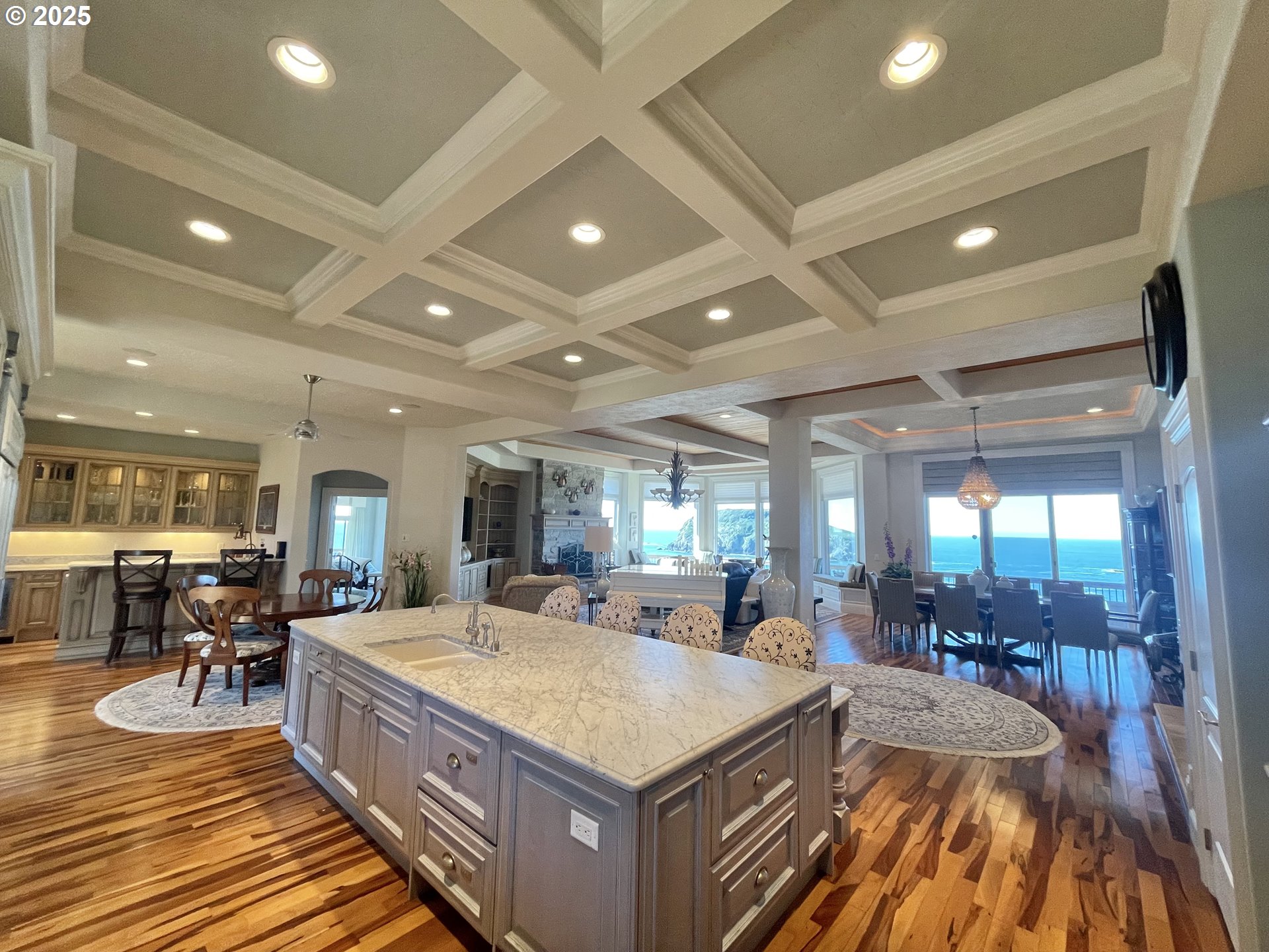 17100 Pacific Heights Brookings, OR 97415 - Photo 13 of 42