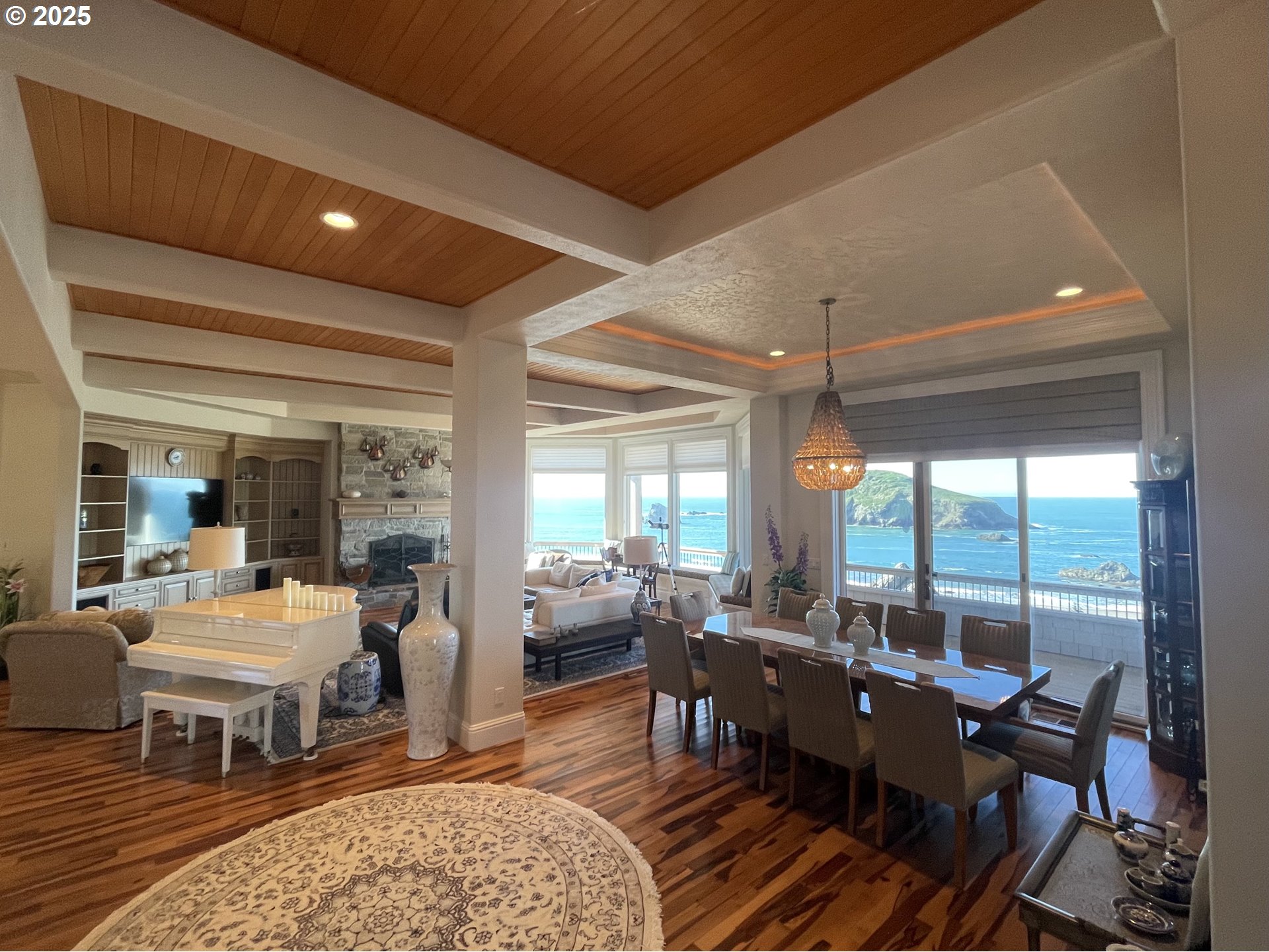 17100 Pacific Heights Brookings, OR 97415 - Photo 10 of 42 Great Room