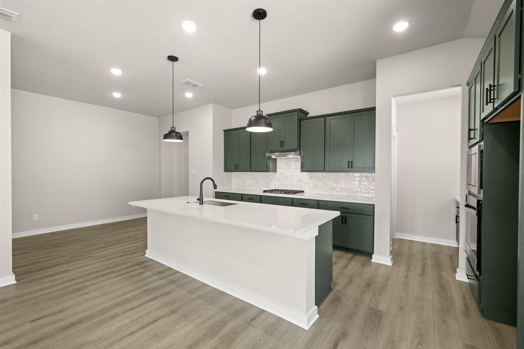 2309 Ryehill Road Forney, TX 75126 - Photo 6 of 30 12_6900 Deadwood- Kitchen-2