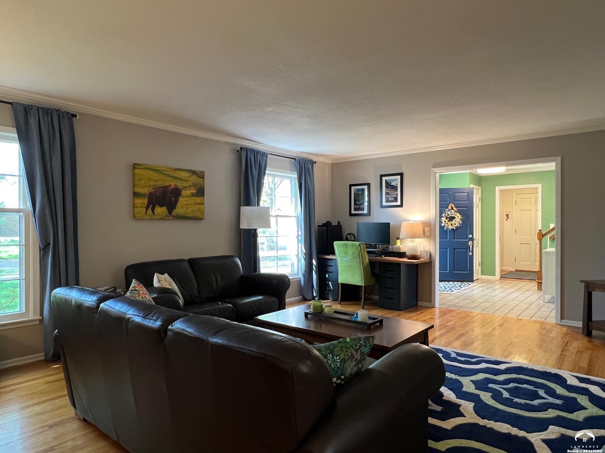 523 Pioneer Road Lawrence, KS 66049 - Photo 11 of 97