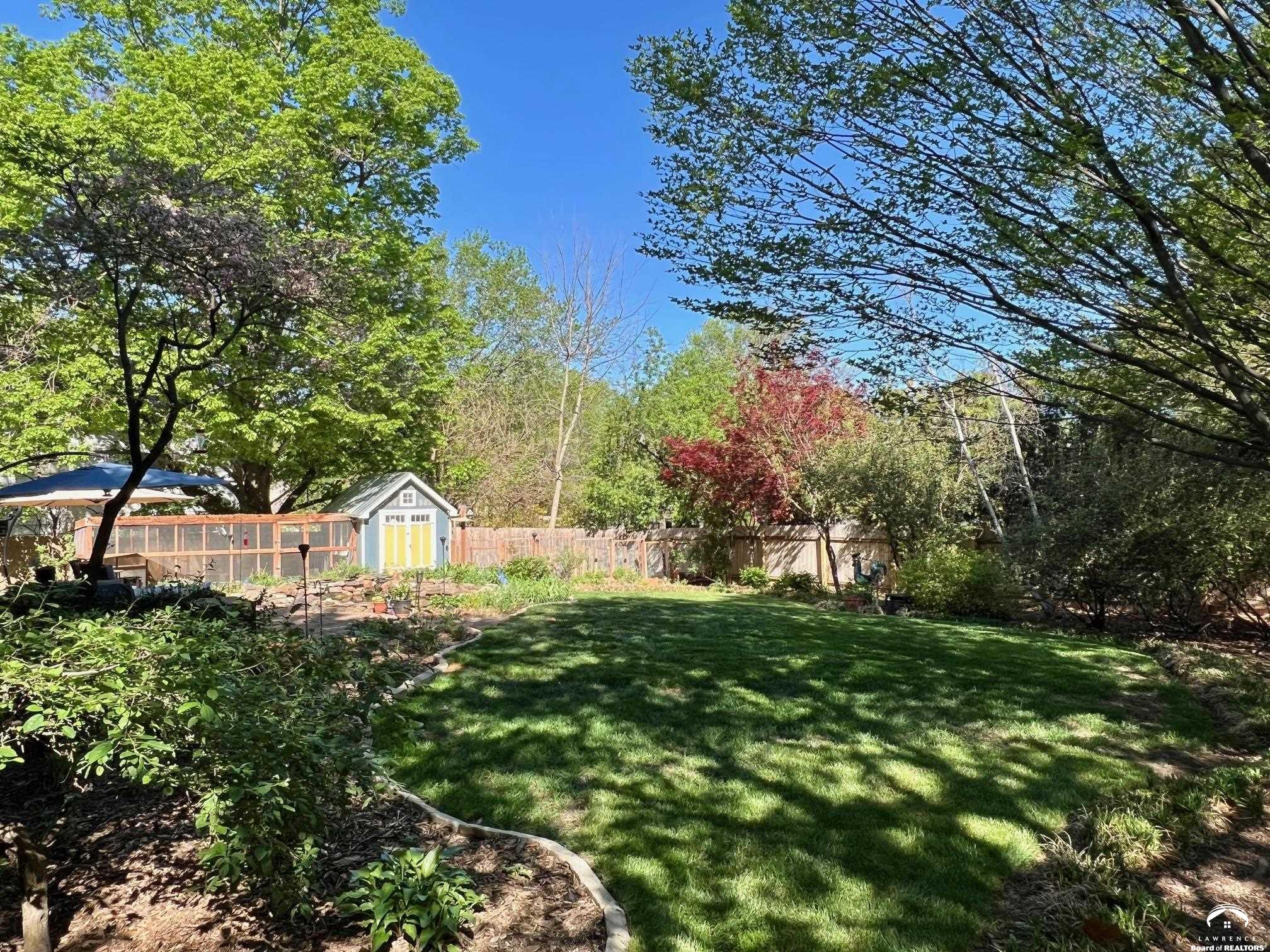 523 Pioneer Road Lawrence, KS 66049 - Photo 23 of 97