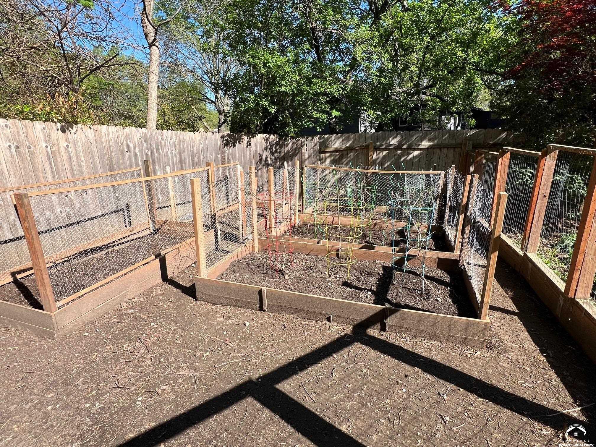 523 Pioneer Road Lawrence, KS 66049 - Photo 43 of 97