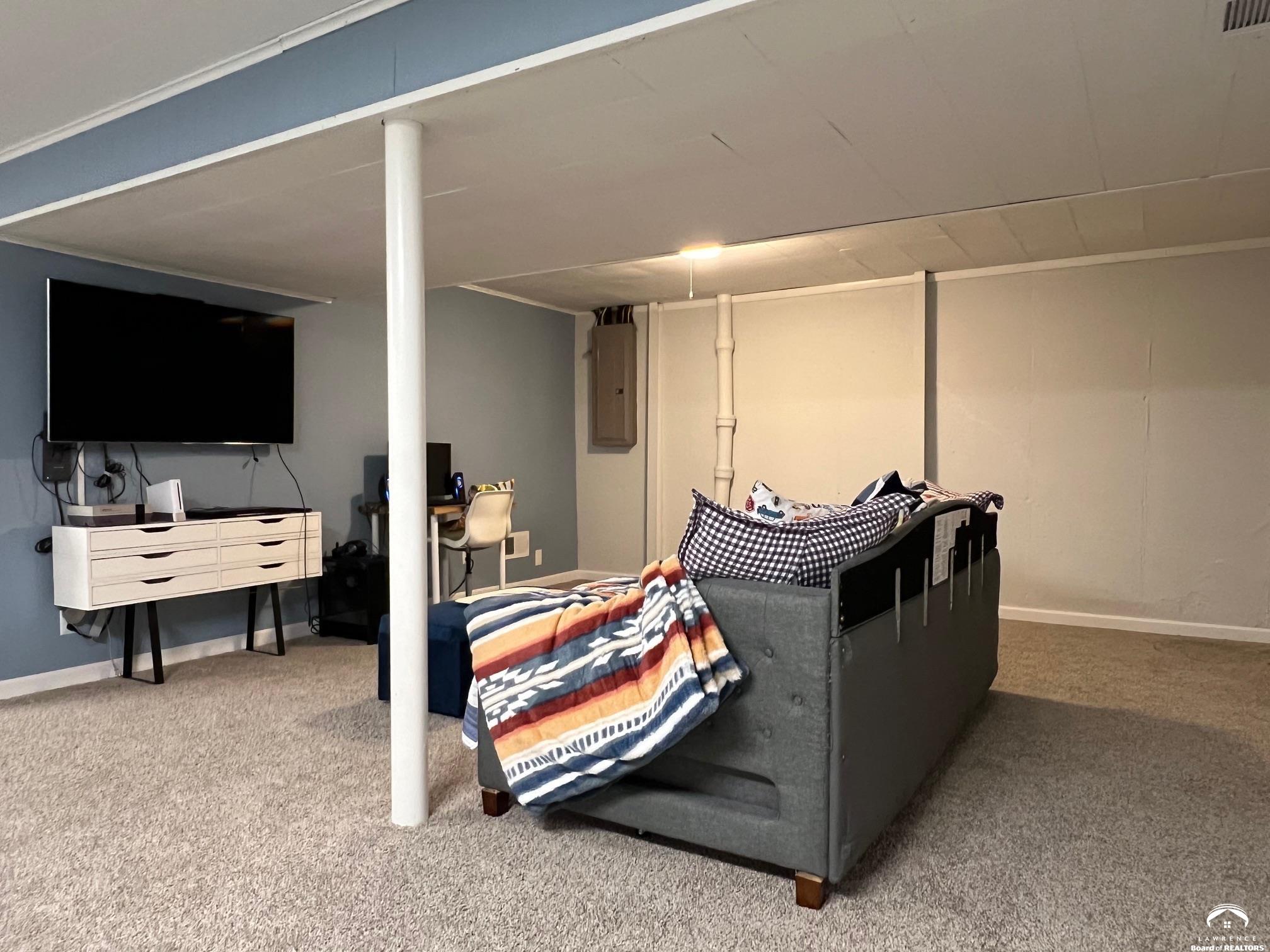 523 Pioneer Road Lawrence, KS 66049 - Photo 85 of 97