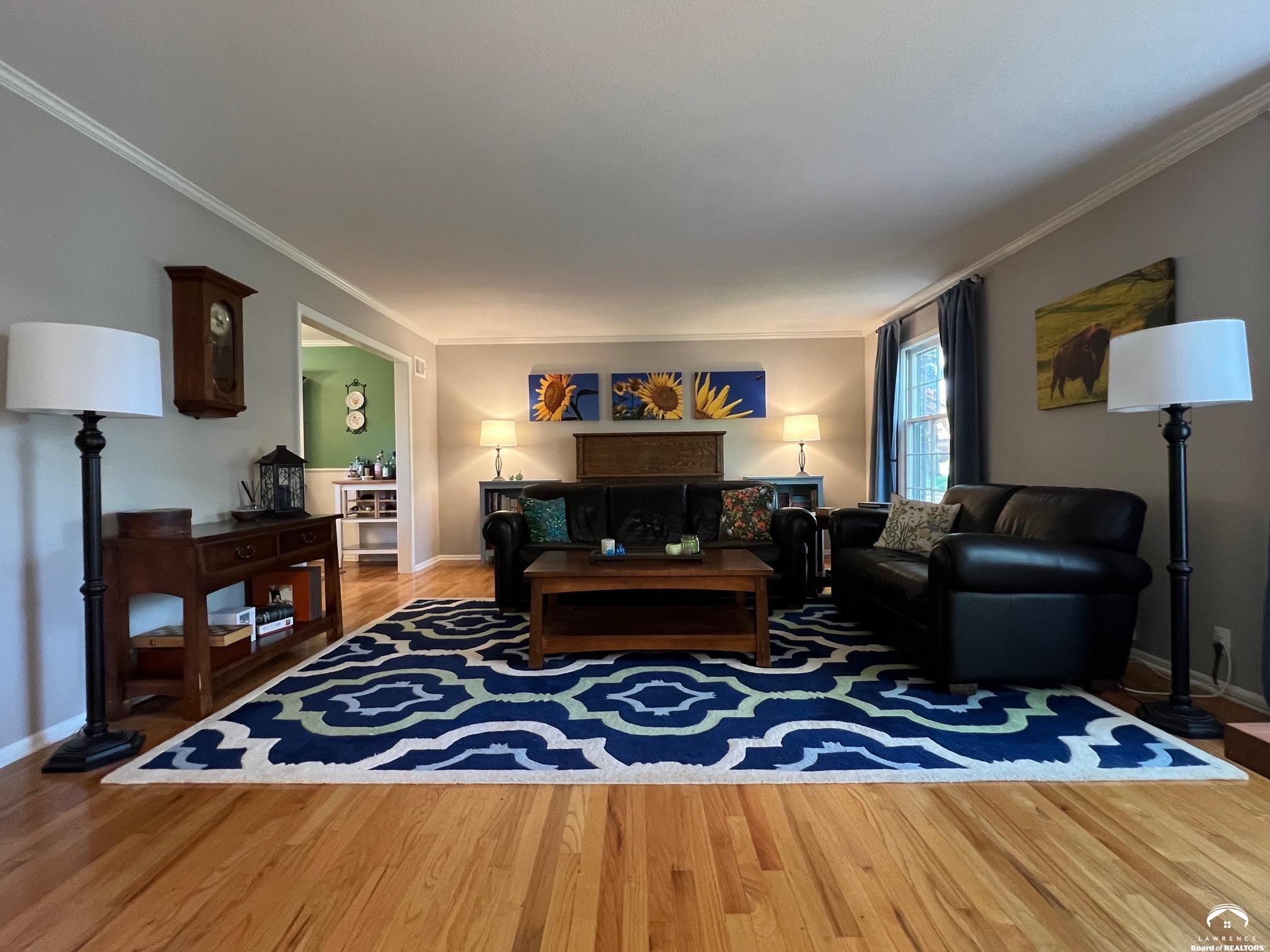 523 Pioneer Road Lawrence, KS 66049 - Photo 9 of 97