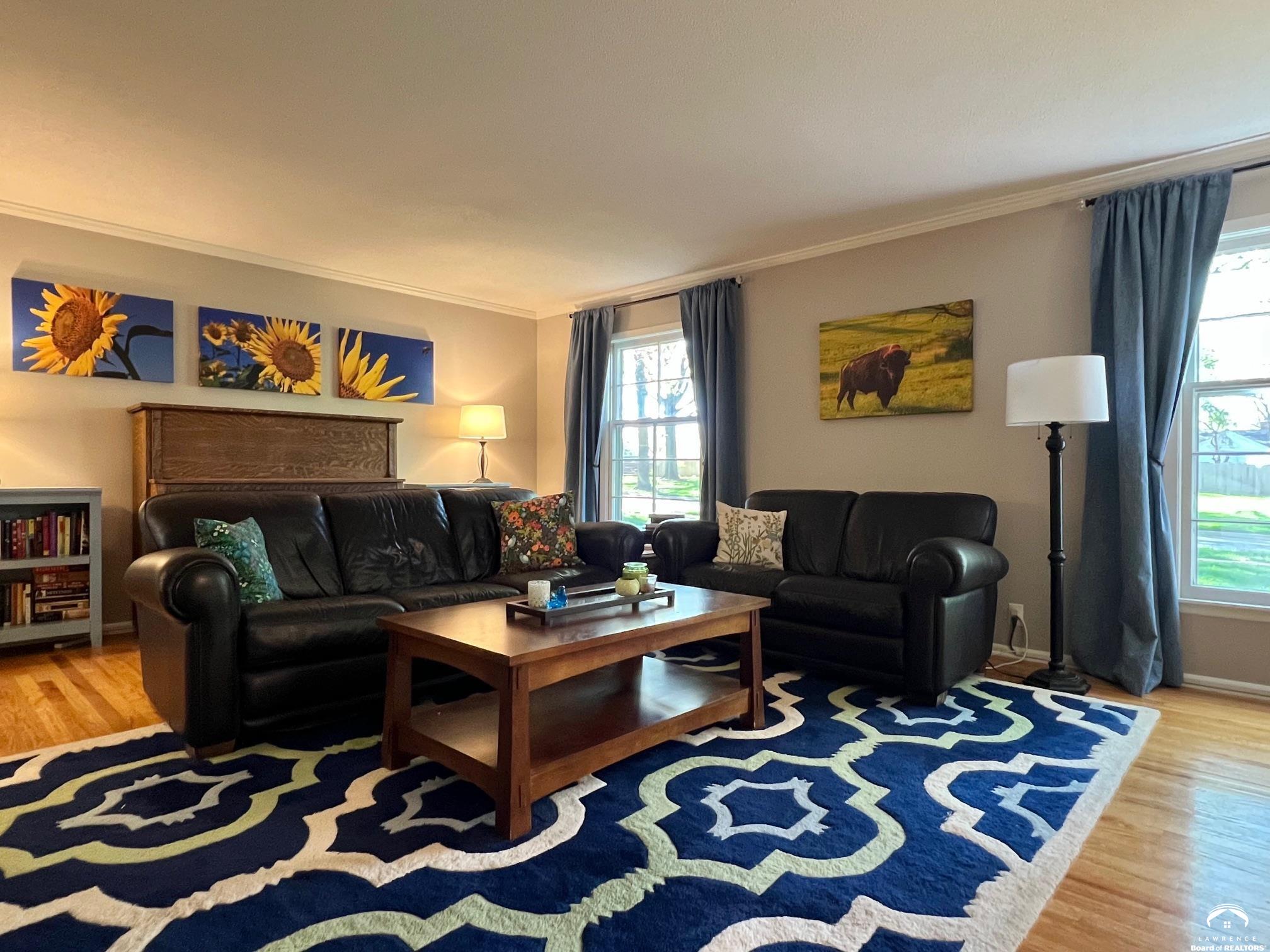 523 Pioneer Road Lawrence, KS 66049 - Photo 10 of 97