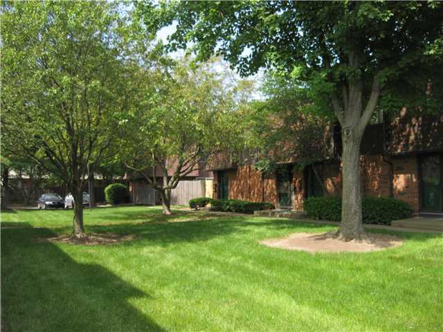372 Shell Court West Columbus, OH 43213 - Photo 1 of 20