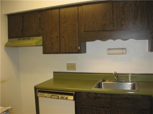 372 Shell Court West Columbus, OH 43213 - Photo 4 of 20