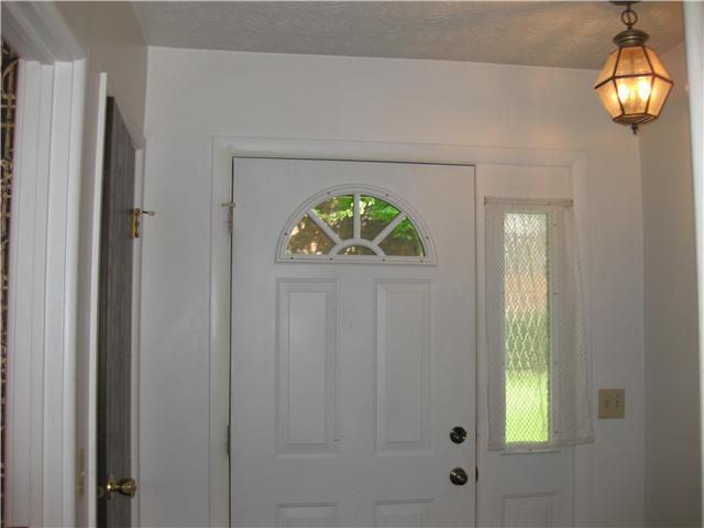 372 Shell Court West Columbus, OH 43213 - Photo 6 of 20