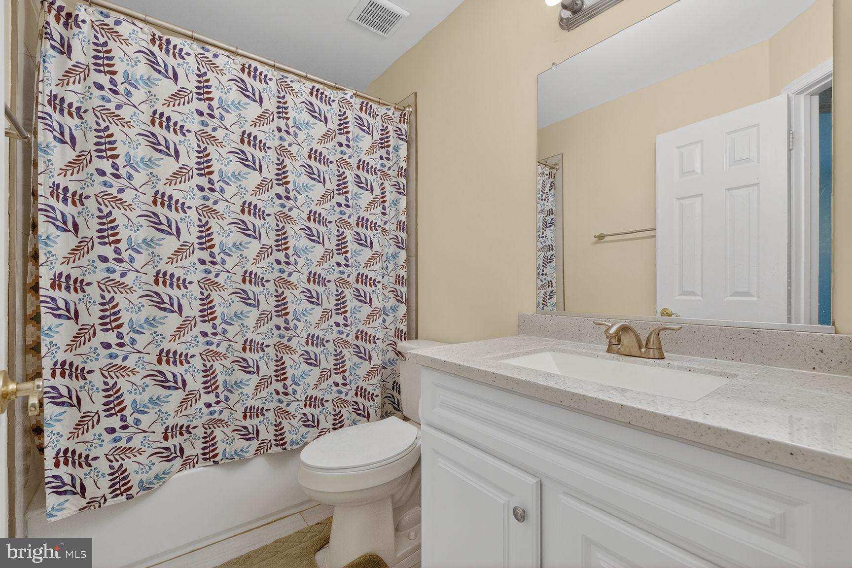 46922 Rabbitrun Terrace Sterling, VA 20164 - Photo 12 of 25
