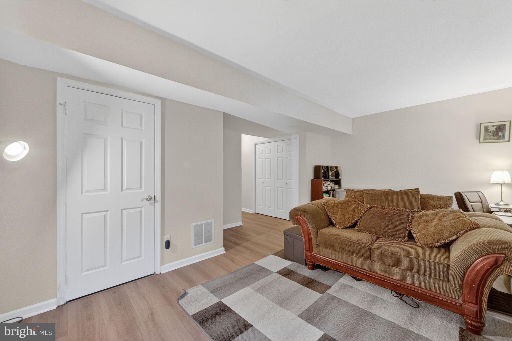 46922 Rabbitrun Terrace Sterling, VA 20164 - Photo 19 of 25