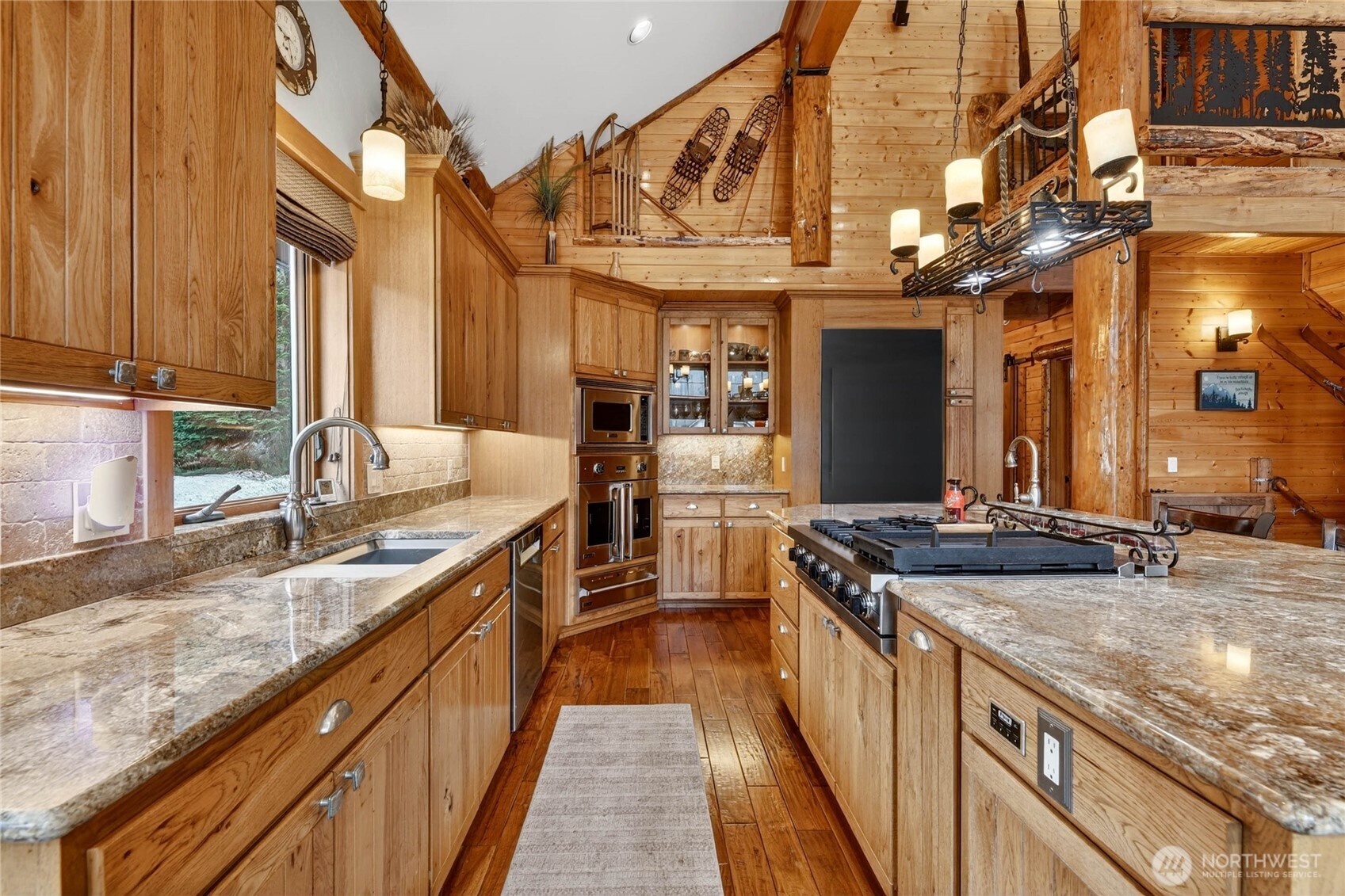 50 Rampart Way Snoqualmie Pass, WA 98068 - Photo 13 of 40