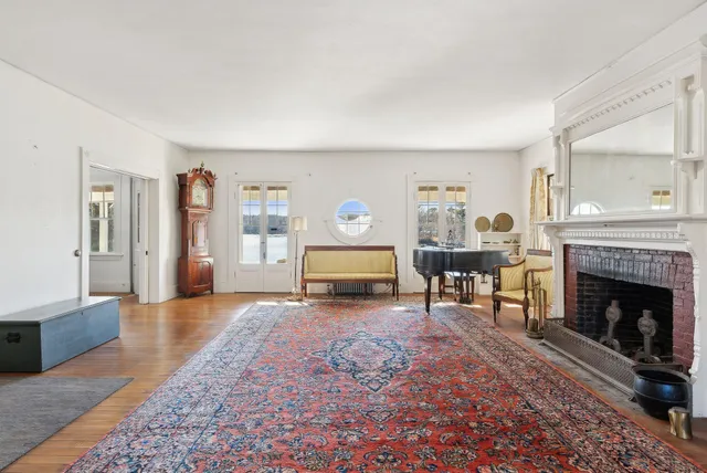 $3,700,000 | 23 Harmon Park Road, York, ME 03909