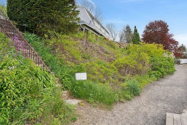 $3,700,000 | 23 Harmon Park Road, York, ME 03909