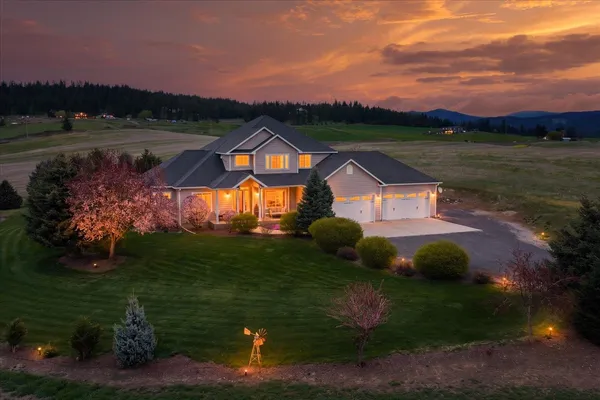 $1,075,000 | 9903 Peone Landing Lane, Mead, WA 99021