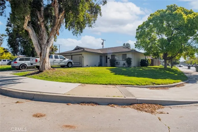 $1,000,000 | 1924 Bobolink Way, Pomona, CA 91767