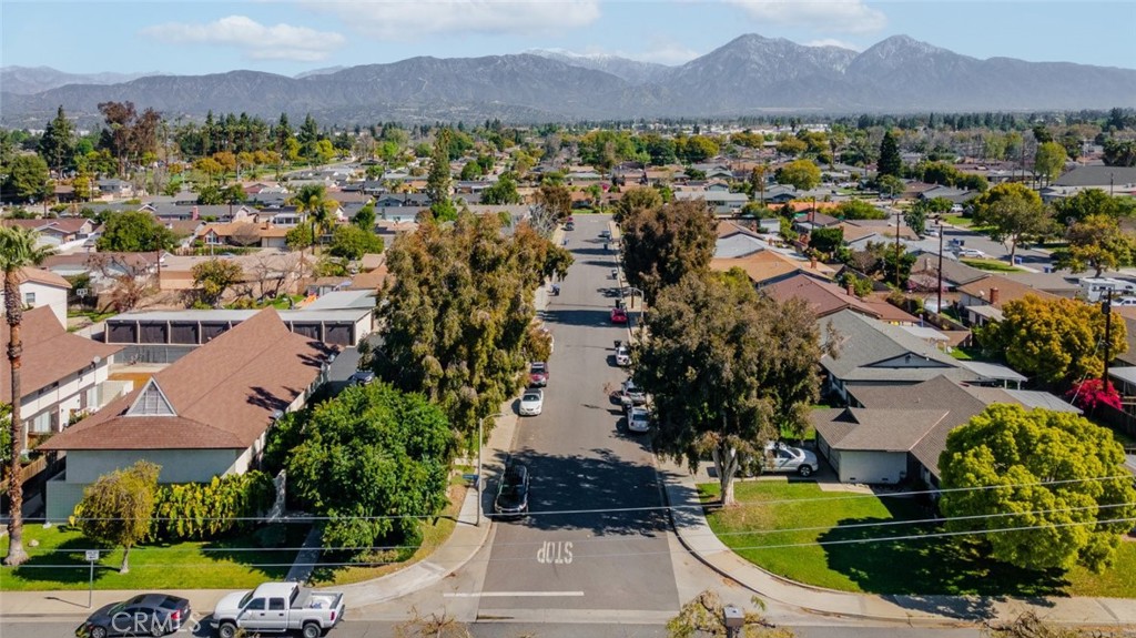 1924 Bobolink Way Pomona, CA 91767 - Photo 4 of 5