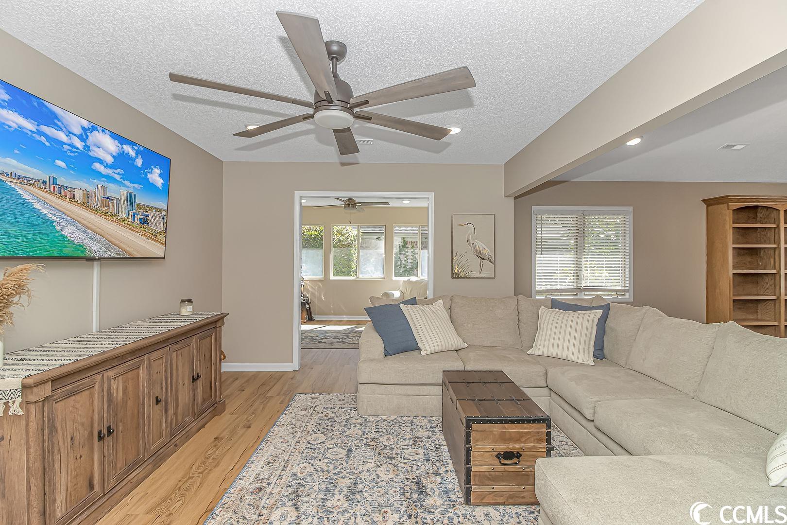 736 Kittiwake Lane Murrells Inlet, SC 29576 - Photo 5 of 40