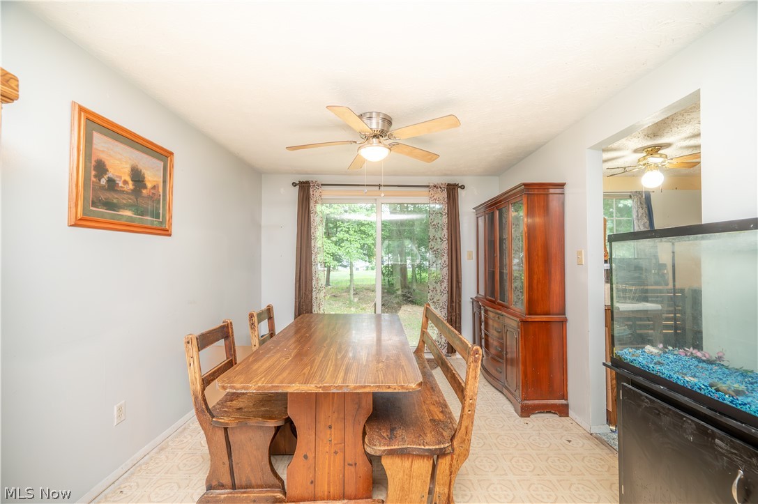 7764 Micawber Road Northeast Warren, OH 44484 - Photo 16 of 37