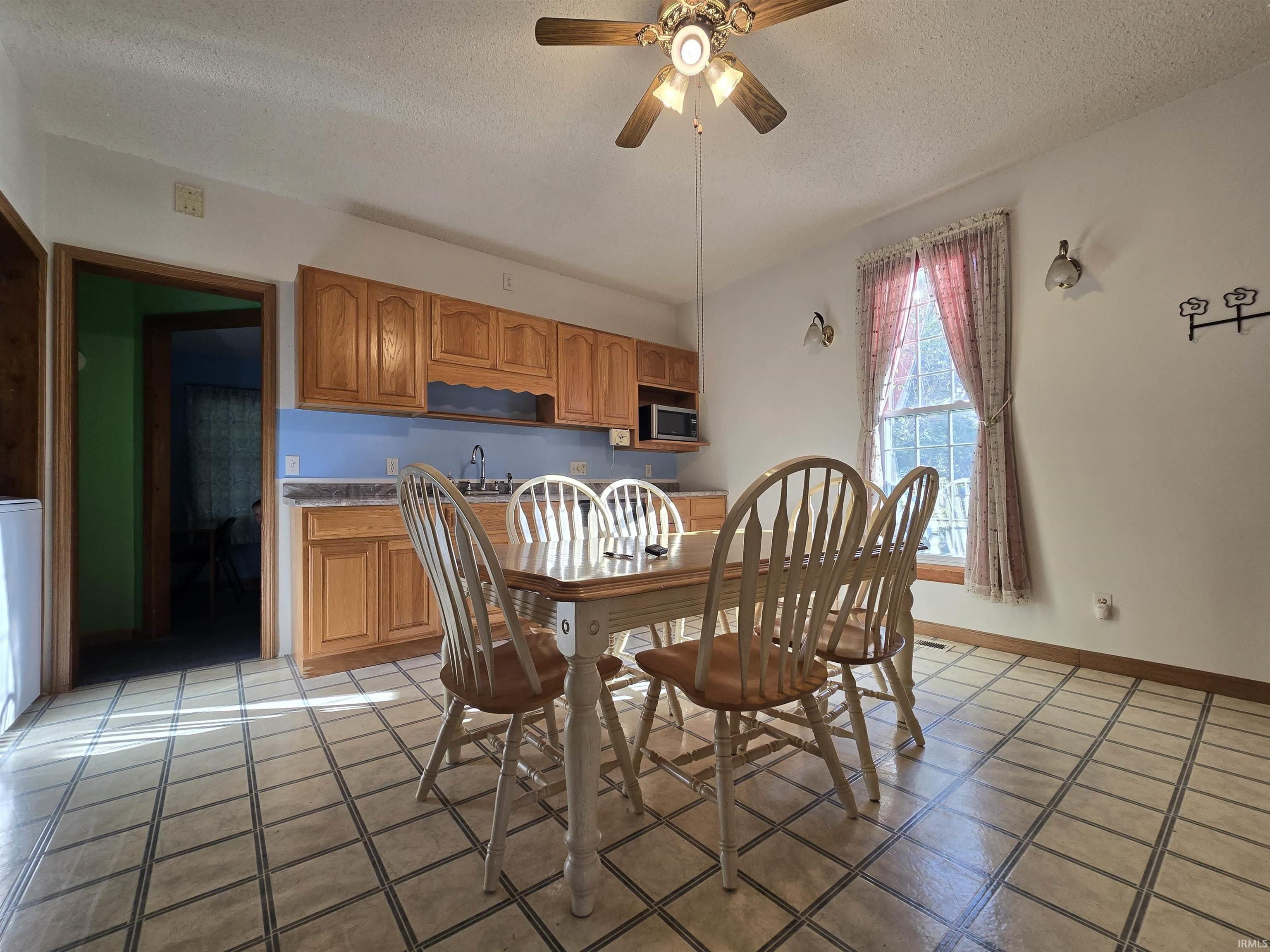 1006 Bloomfield Road Plainville, IN 47568 - Photo 8 of 24 Gallery Image 8