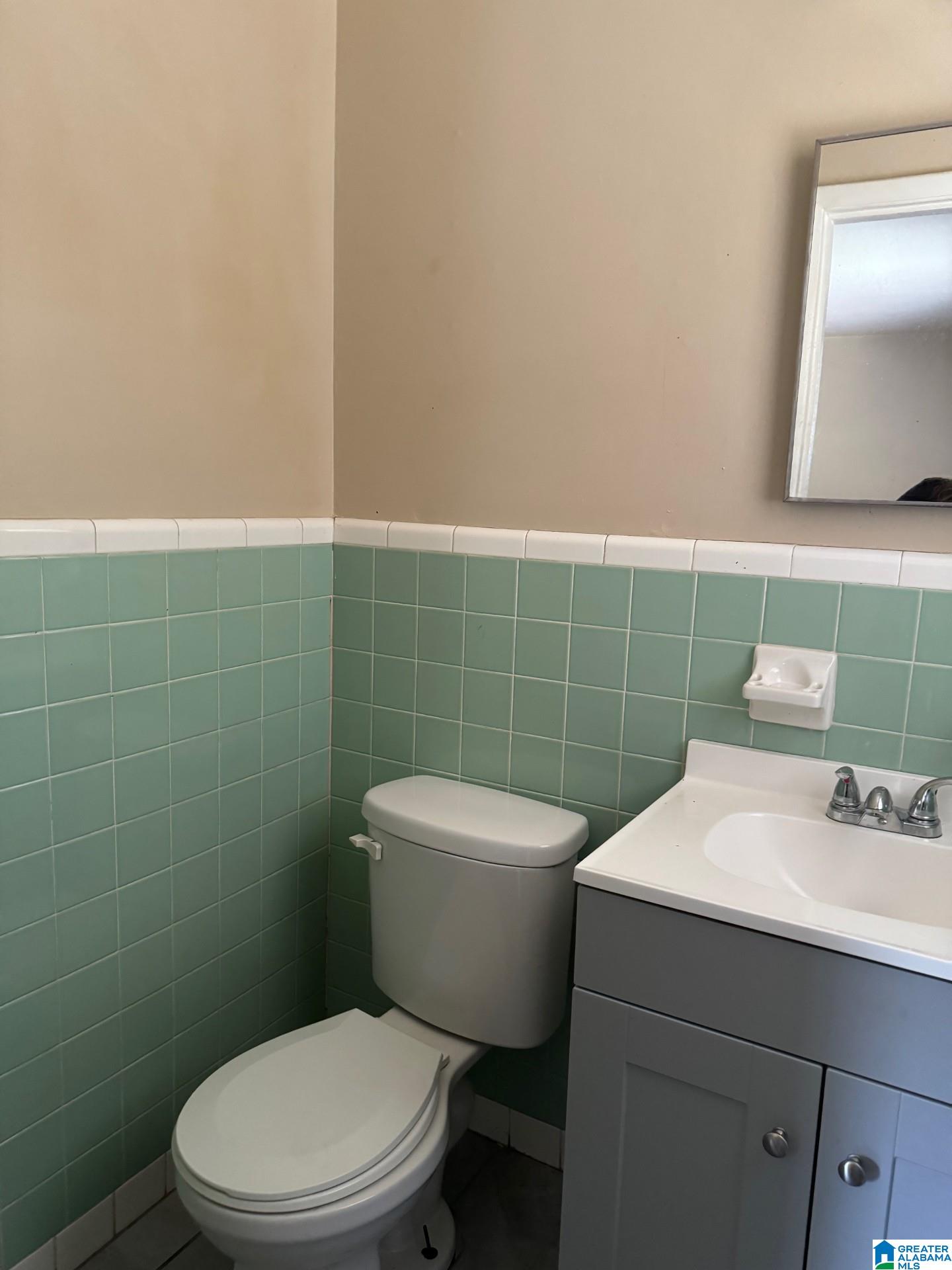 2525 7th Street Northeast Birmingham, AL 35215 - Photo 7 of 13