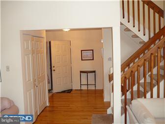 10 Stirling Court Wayne, PA 19087 - Photo 4 of 12 Foyer