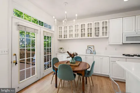 $939,000 | 11911 Kings Bridge Way, Unit 54, Rockville, MD 20852