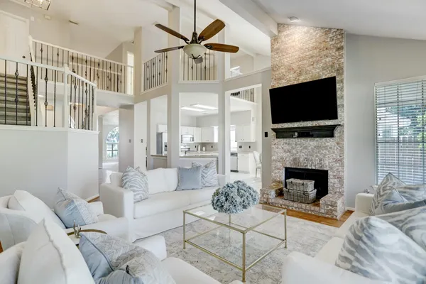 $2,800 | 9918 Aldwell Court, Houston, TX 77064