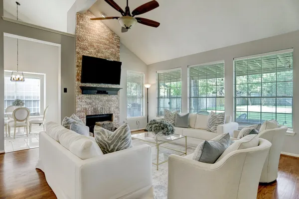 $2,800 | 9918 Aldwell Court, Houston, TX 77064