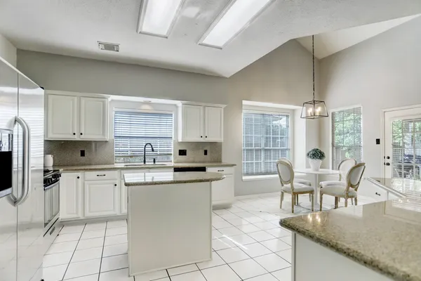 $2,800 | 9918 Aldwell Court, Houston, TX 77064