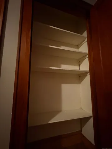 $1,732 | 173 Leesville Road, Moodus, CT 06469