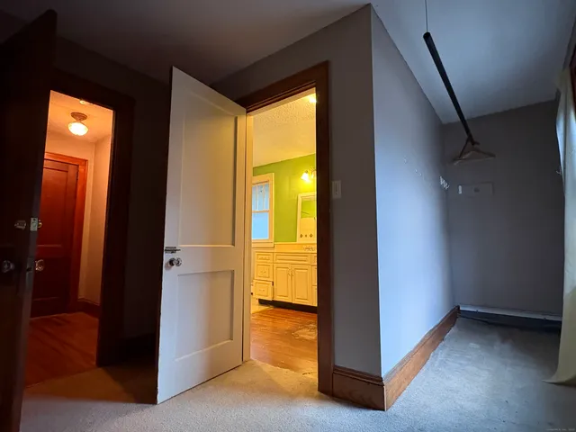 $1,732 | 173 Leesville Road, Moodus, CT 06469