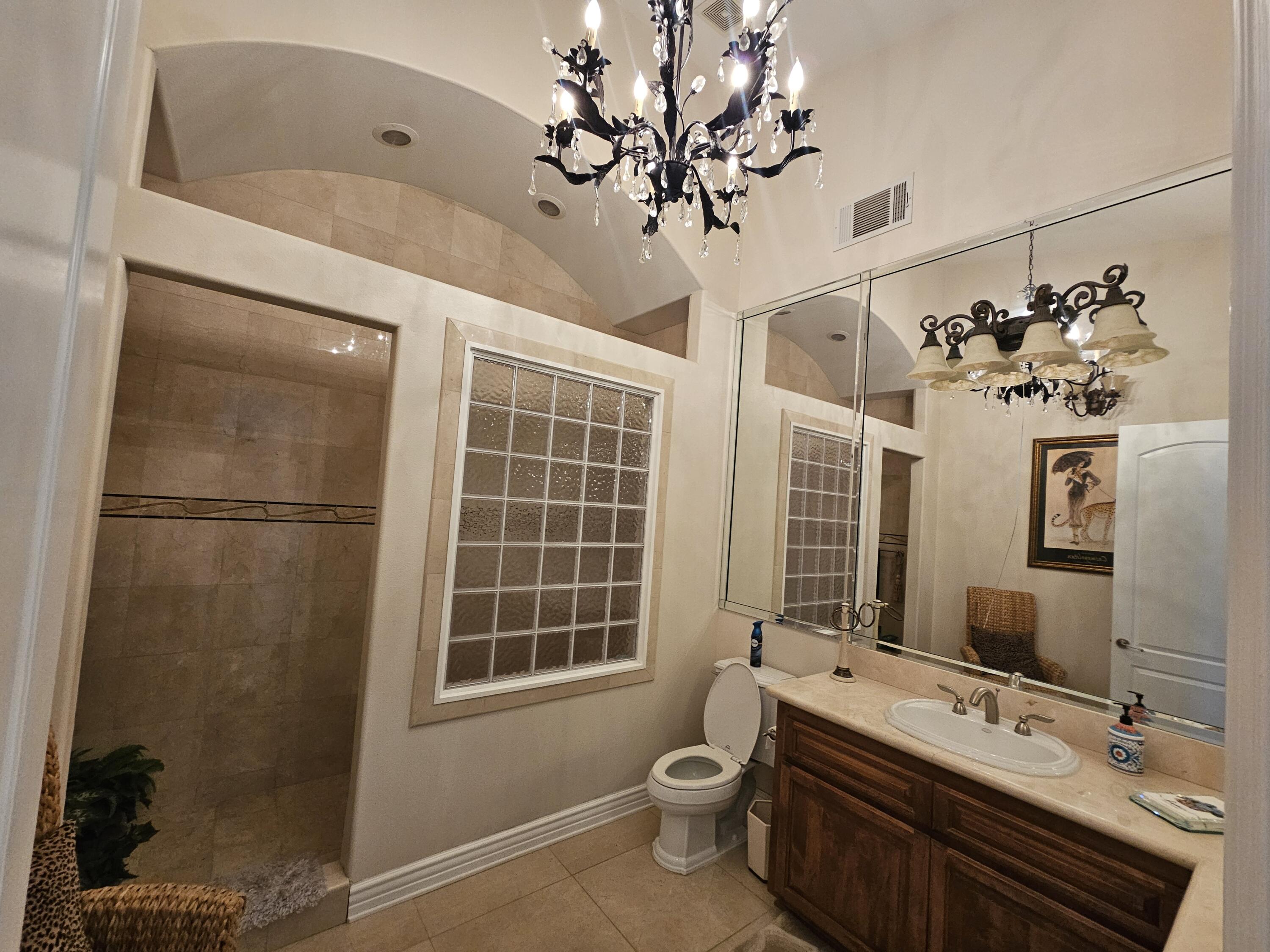 26461 Edgewater Lane Helendale, CA 92342 - Photo 17 of 24 ew guest bath