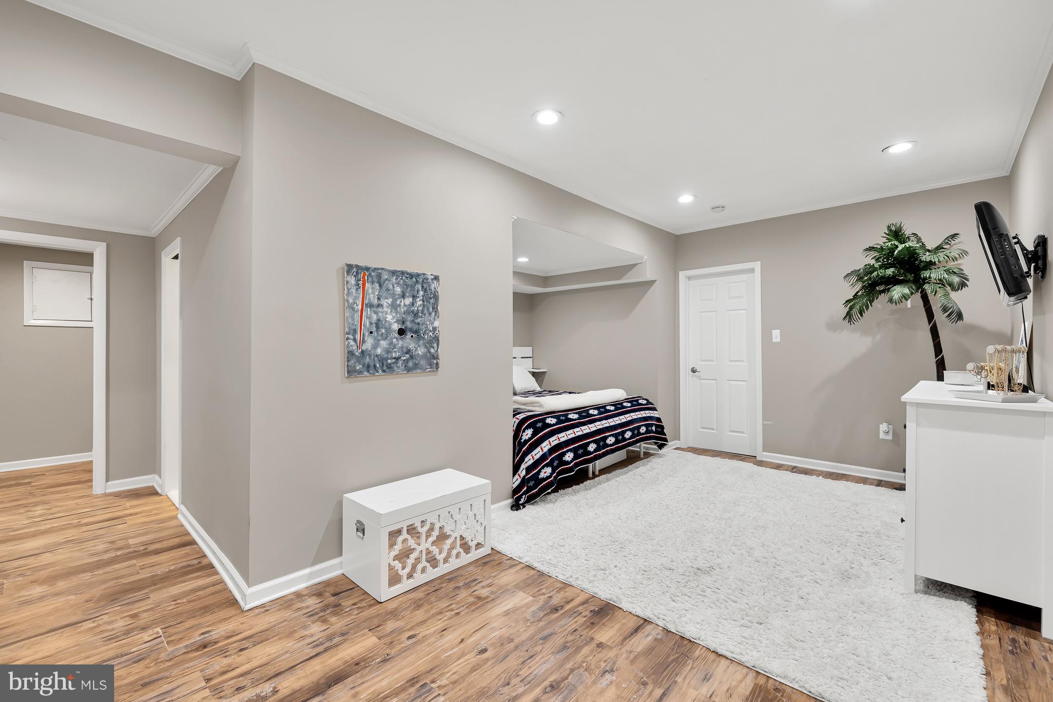 11700 Seven Locks Road Potomac, MD 20854 - Photo 21 of 32 Lower Level Bonus Room