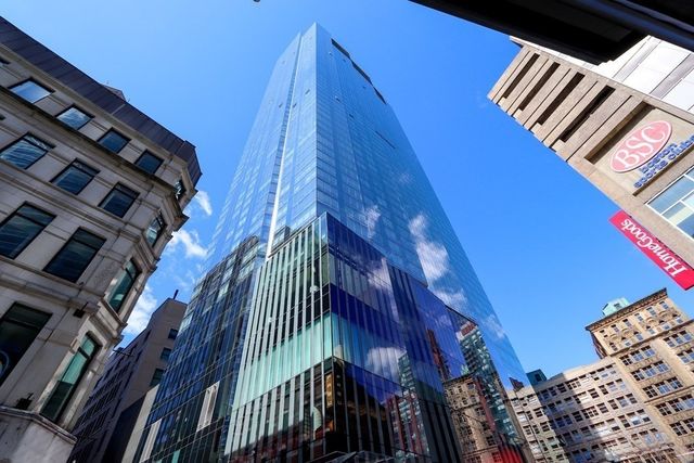 a view of an outdoor space