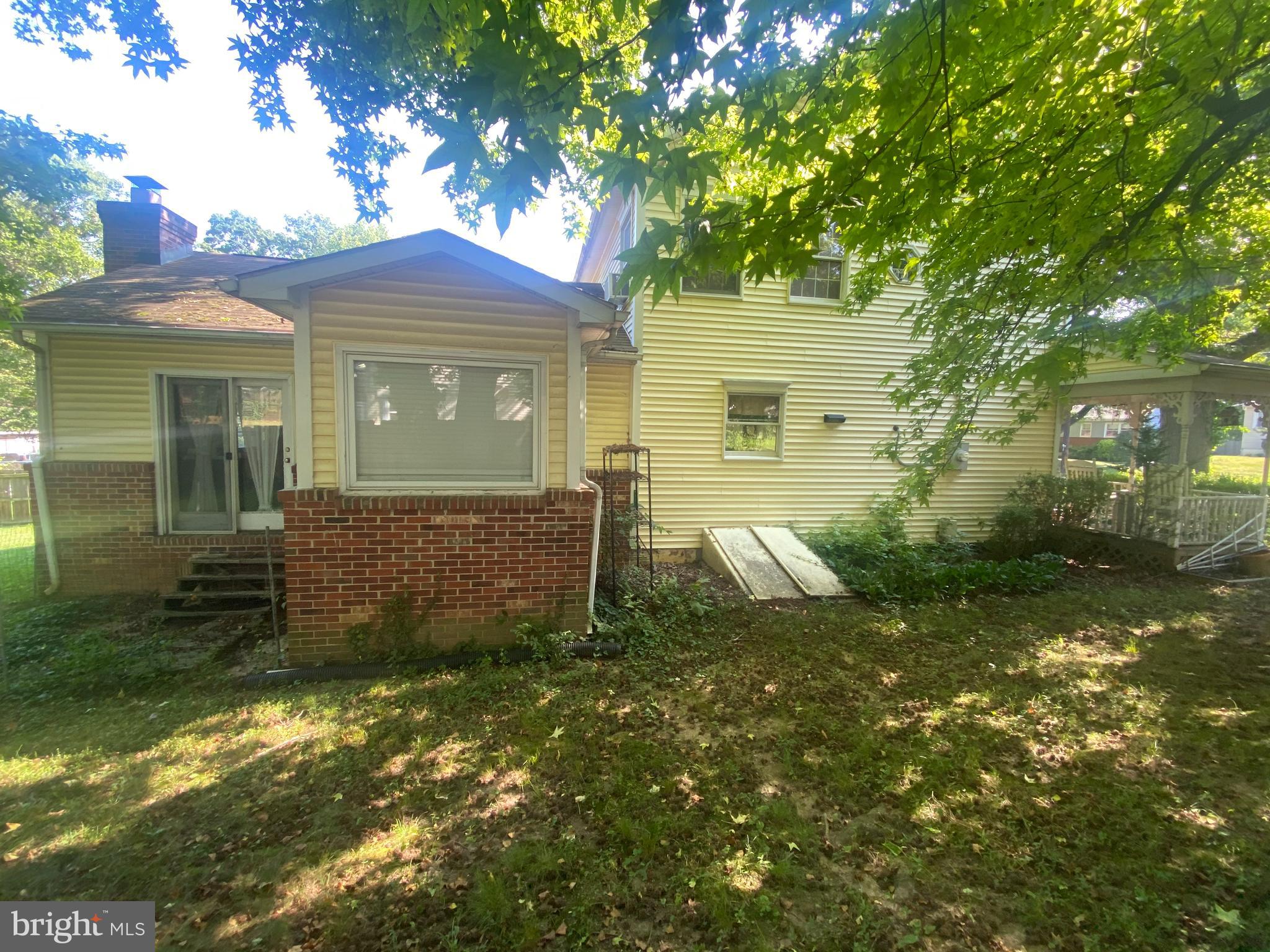 104 Water Street Gaithersburg, MD 20877 - Photo 7 of 10