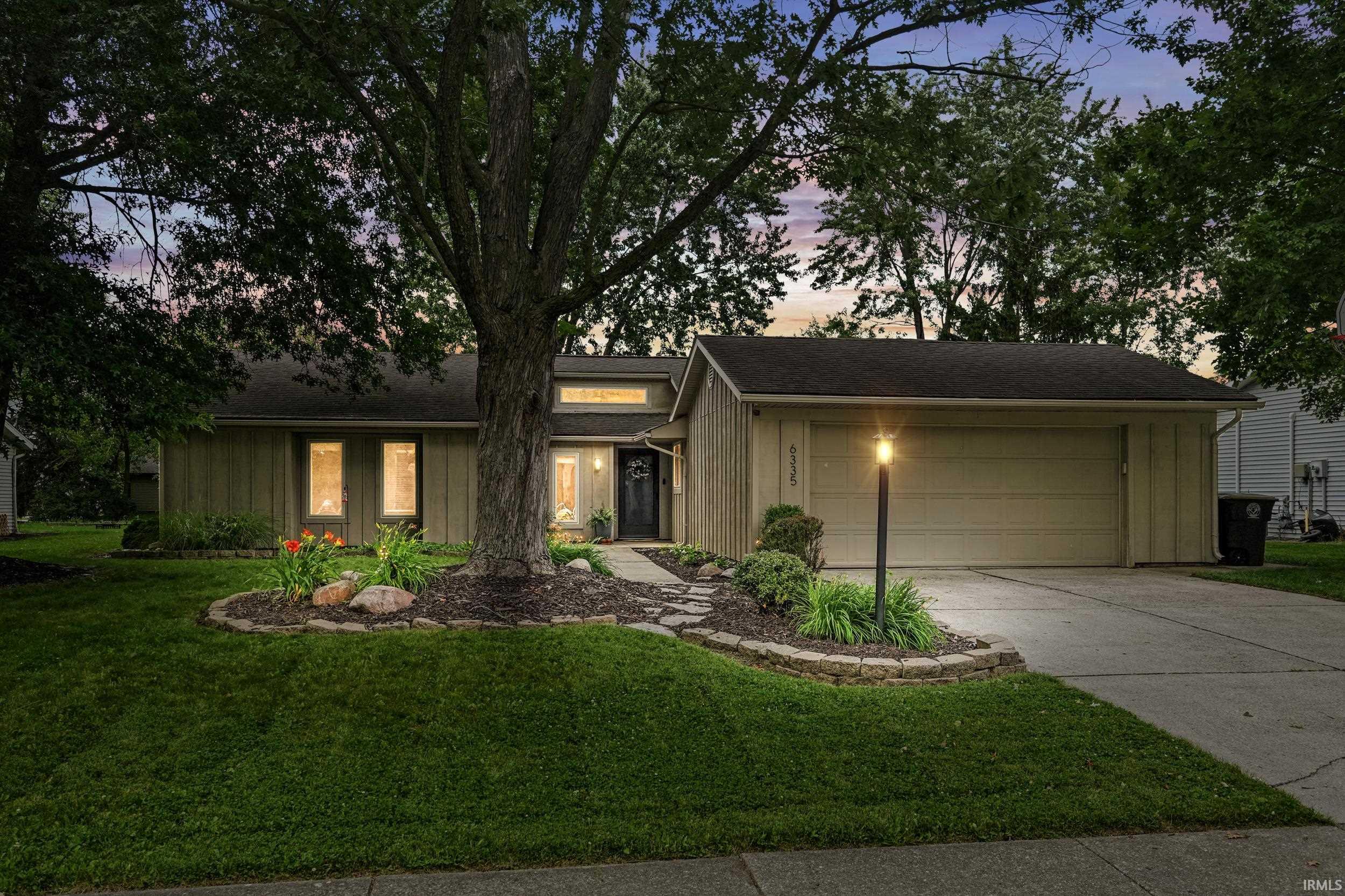 6335 Tanbark Trail Fort Wayne, IN 46835 - Photo 1 of 44
