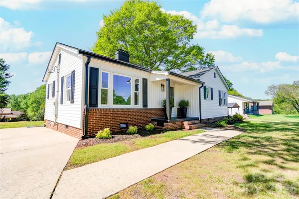$247,000 | 763 Broad Street, Shelby, NC 28152