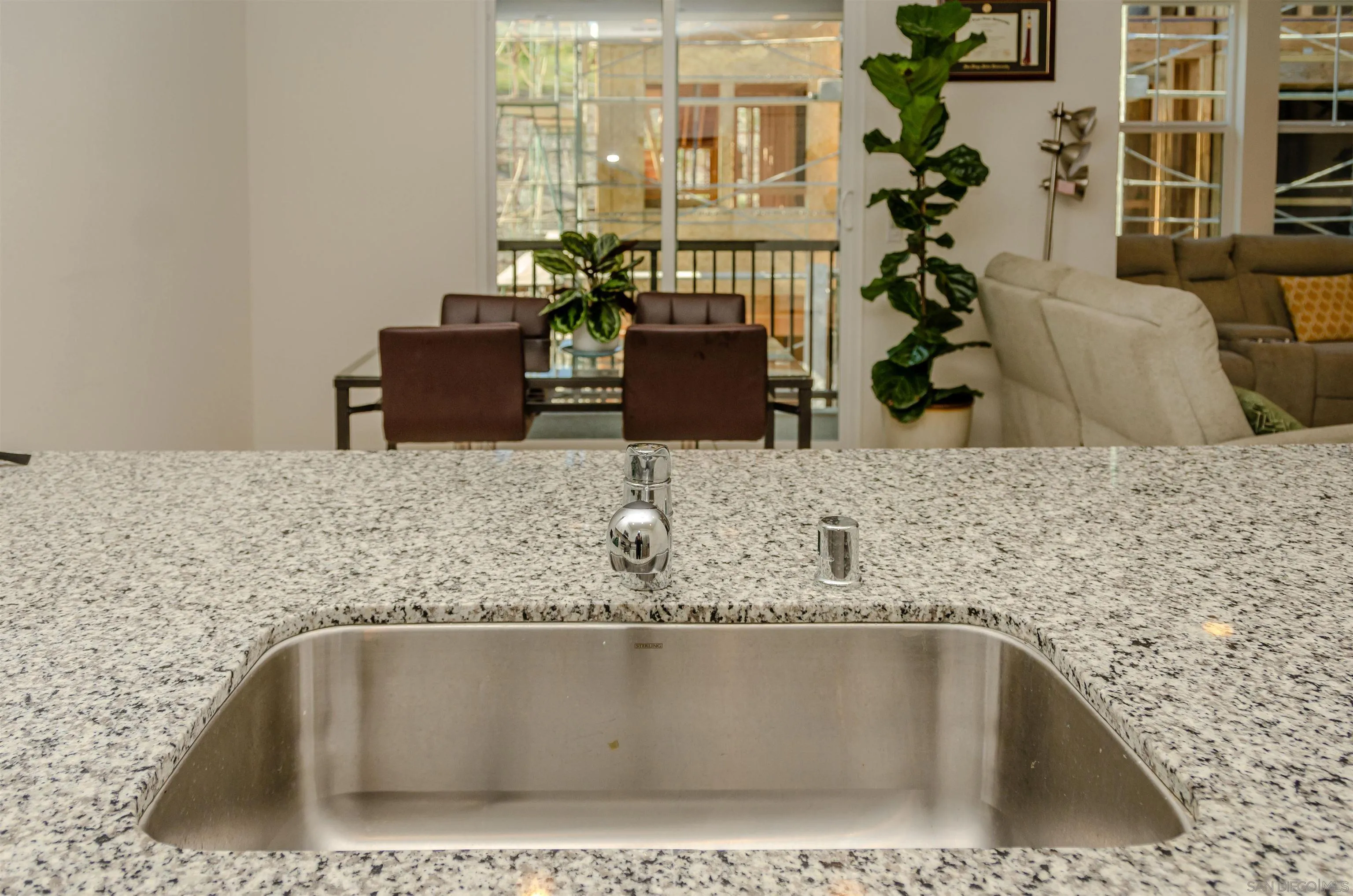 2818 Boldo Street Spring Valley, CA 91977 - Photo 11 of 29 Gallery Image 11