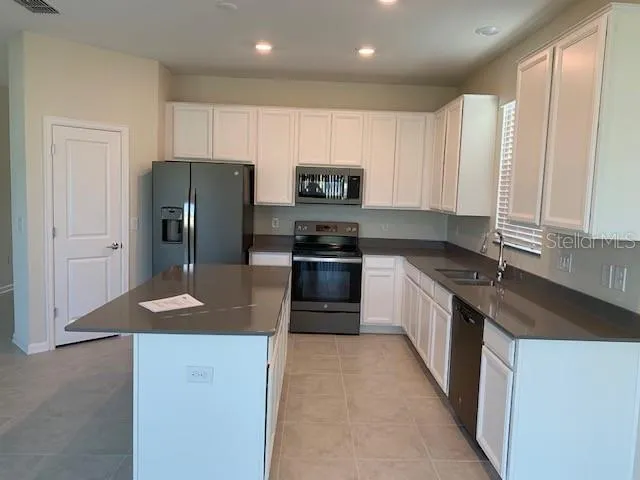 $2,250 | 16441 Champlain Street, Clermont, FL 34714