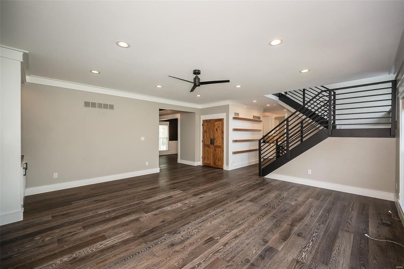 6513 Crescent View Drive St. Louis, MO 63129 - Photo 16 of 75