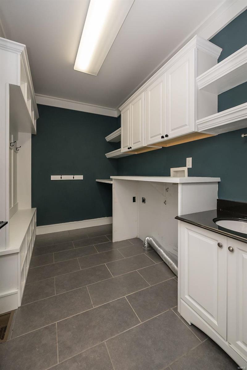 6513 Crescent View Drive St. Louis, MO 63129 - Photo 29 of 75