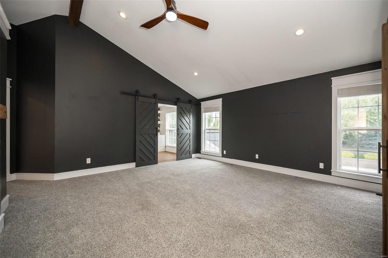 6513 Crescent View Drive St. Louis, MO 63129 - Photo 33 of 75