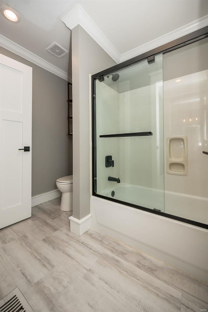 6513 Crescent View Drive St. Louis, MO 63129 - Photo 46 of 75