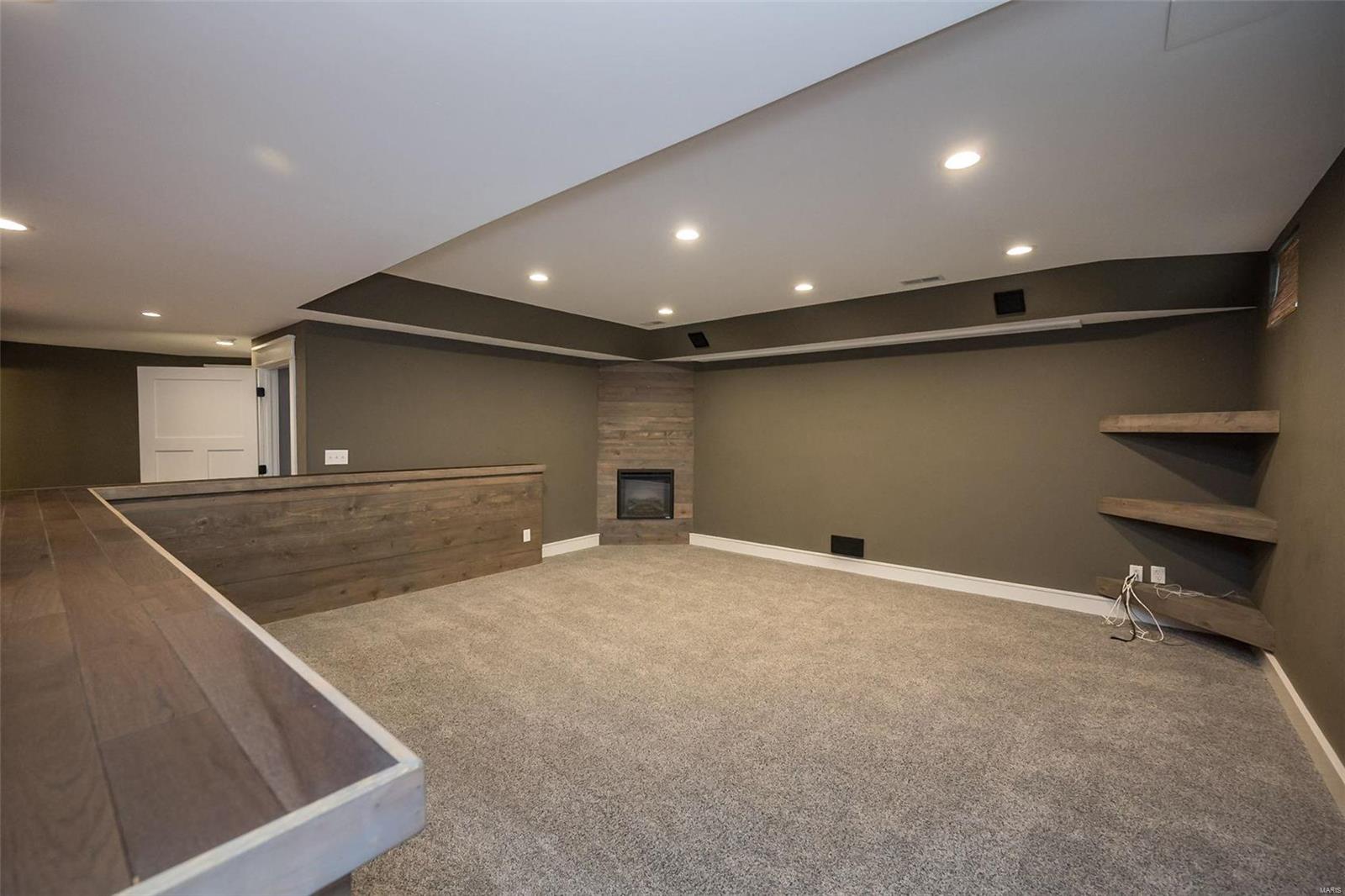 6513 Crescent View Drive St. Louis, MO 63129 - Photo 56 of 75