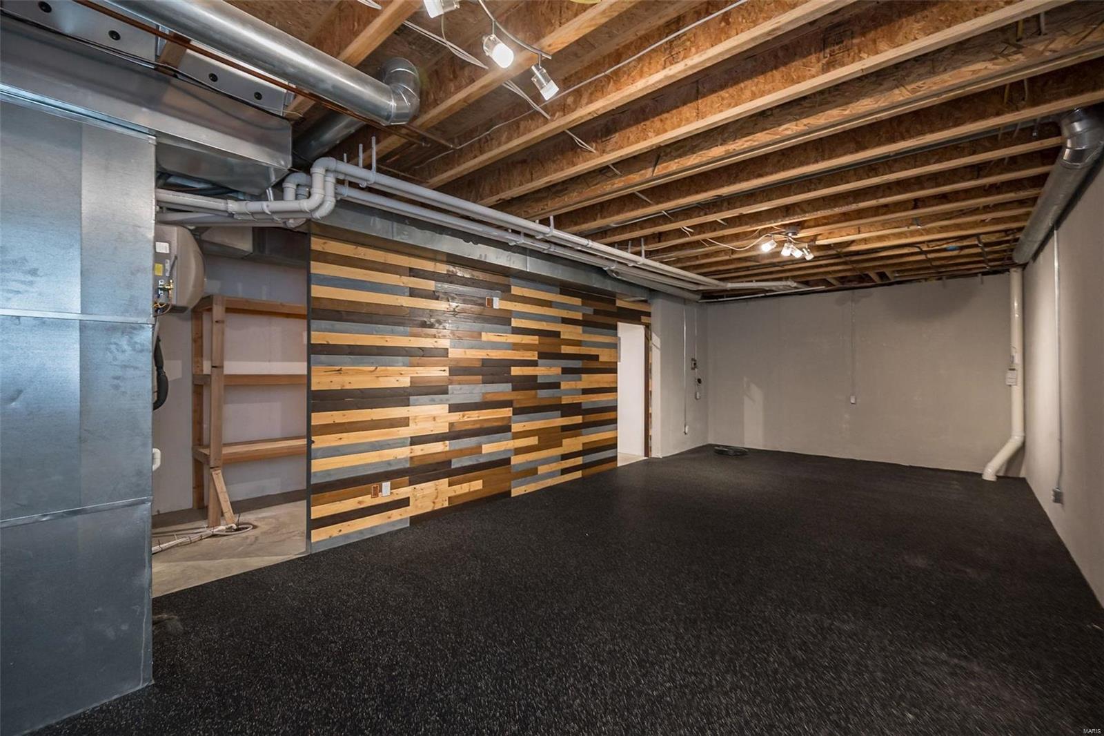 6513 Crescent View Drive St. Louis, MO 63129 - Photo 60 of 75