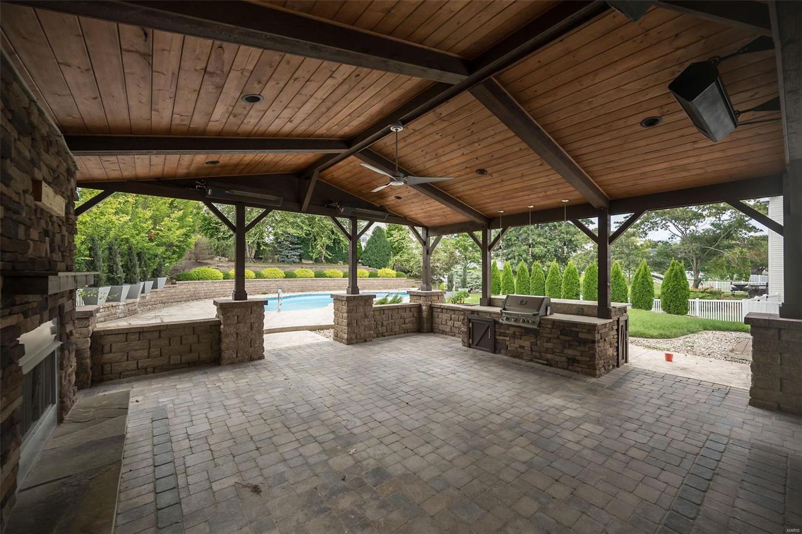 6513 Crescent View Drive St. Louis, MO 63129 - Photo 63 of 75