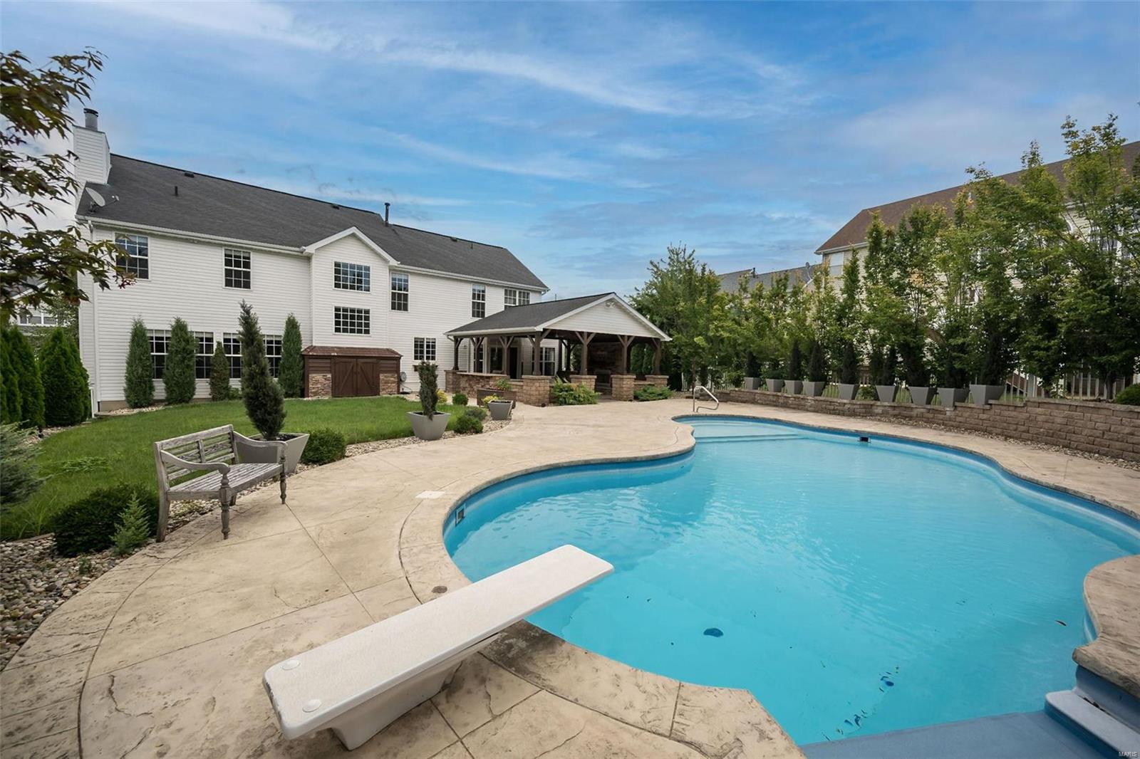 6513 Crescent View Drive St. Louis, MO 63129 - Photo 66 of 75